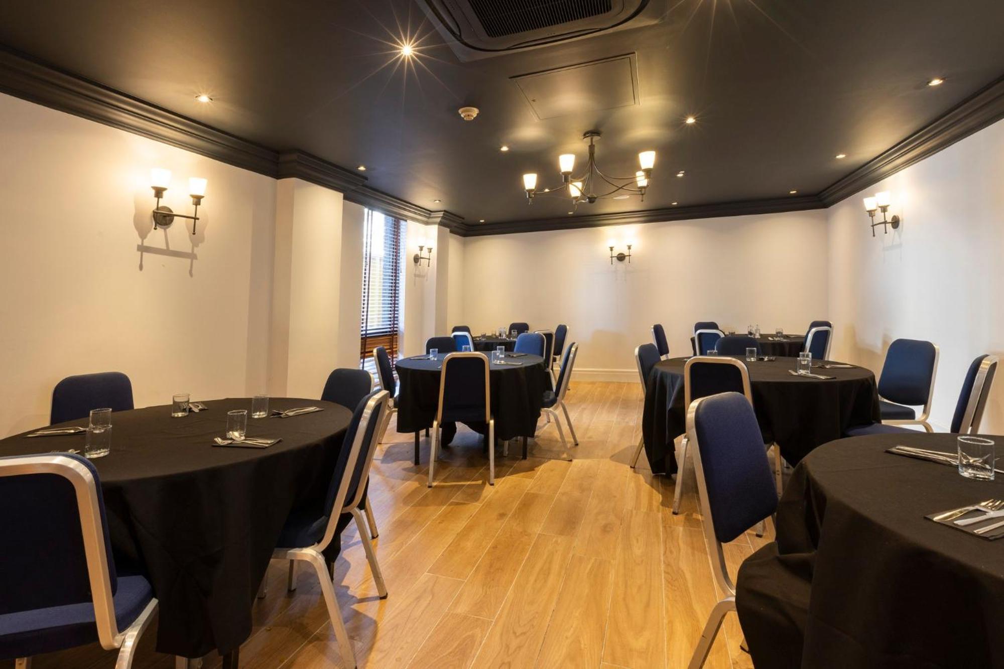 Holiday Inn - Glasgow Airport By Ihg Paisley Extérieur photo